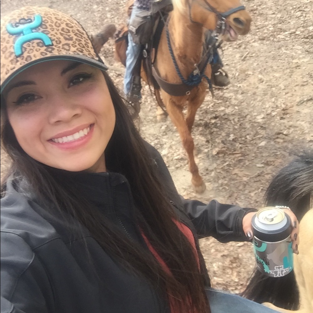 Meet your Posher, Celeste